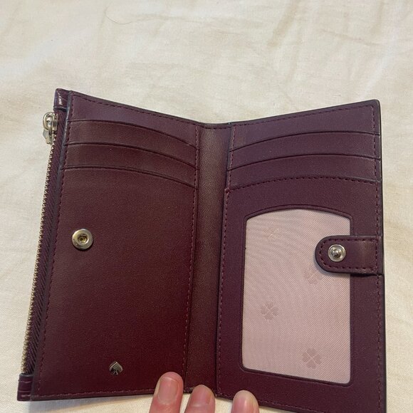 Kate Spade Spencer Croc-Embossed Leather Slim Bifold Wallet Grenache Wine Brown - Picture 6 of 6